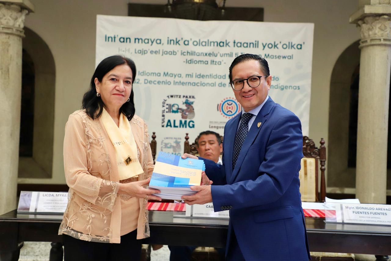 Presentan Glosario Jurídico en 7 idiomas mayas 