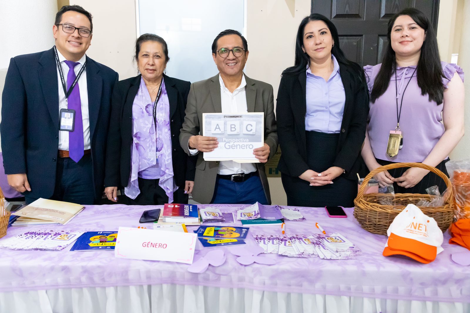 STANDS INFORMATIVOS DÍA INTERNACIONAL DE LA MUJER 