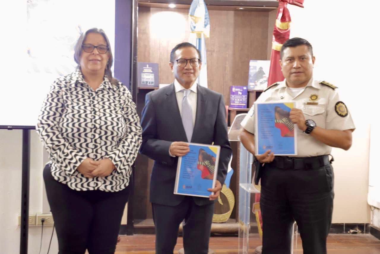 Acto de presentación y entrega de la Guía de estrategia de protección de derechos humanos de las niñas, niños y adolescentes